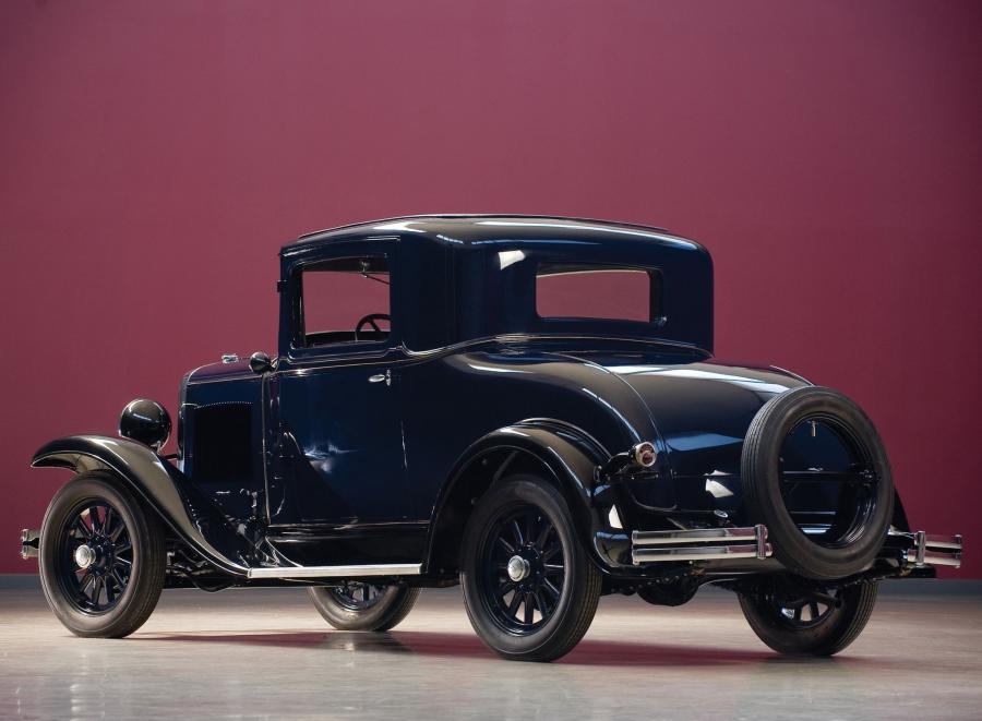  Dodge DD Business Coupe 1930 года  (фото 4 из 8)